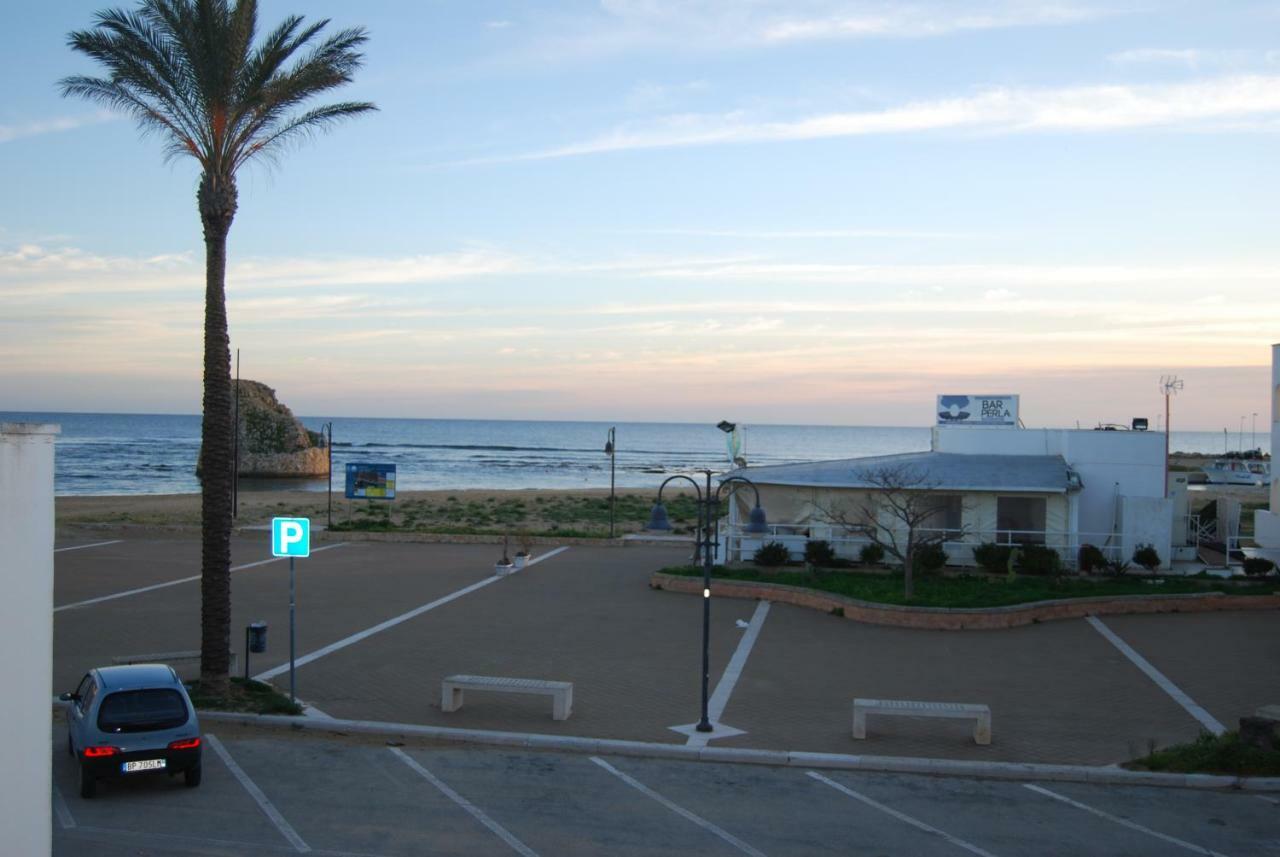 Appartamento Sul Mare Torre Pali Exterior photo